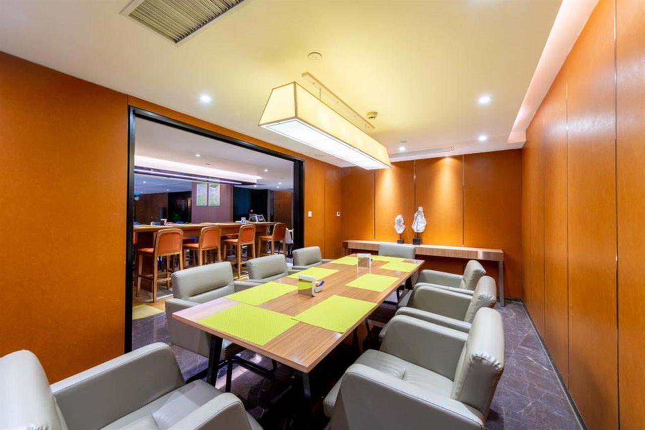 清远清新希尔顿欢朋酒店 庆元 外观 照片